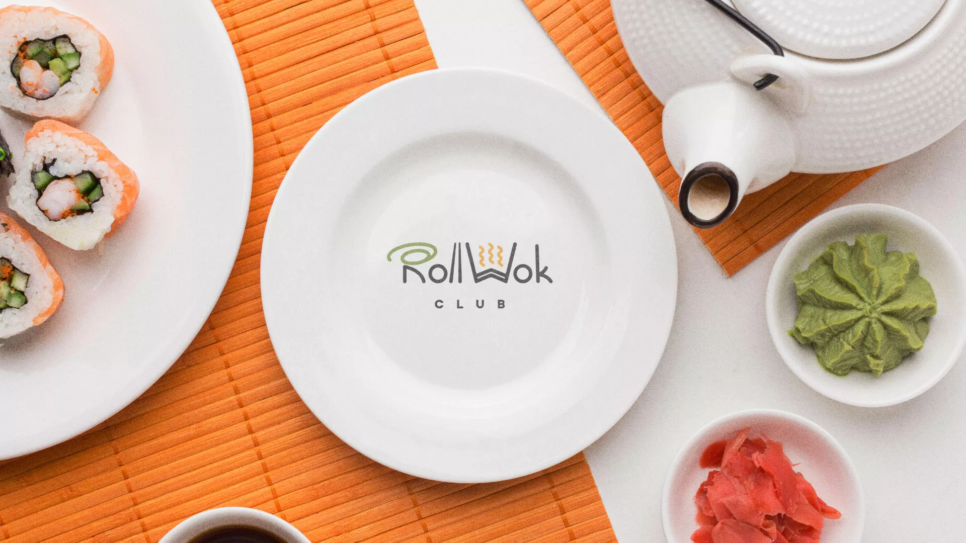 Разработка логотипа и фирменного стиля в Николаевске для суши-бара «Roll Wok Club» Разработка логотипа и фирменного стиля в Николаевске для суши-бара «Roll Wok Club»